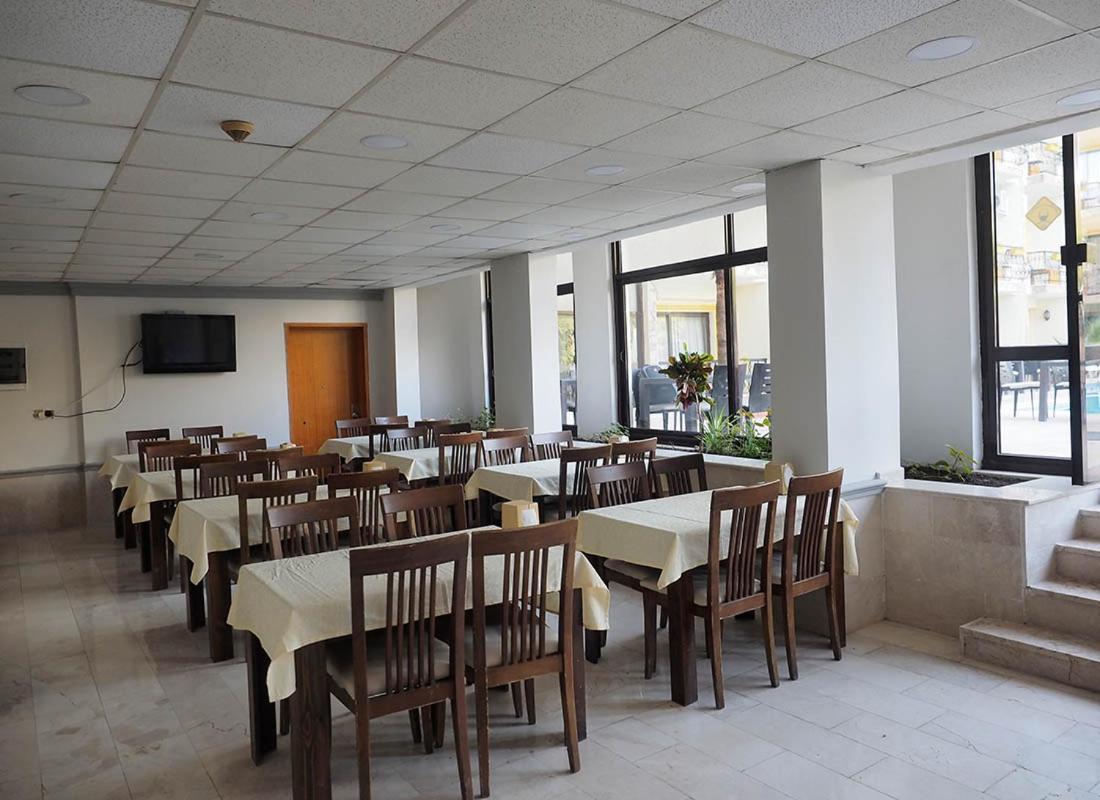 Club Herakles Hotel كمر المظهر الخارجي الصورة