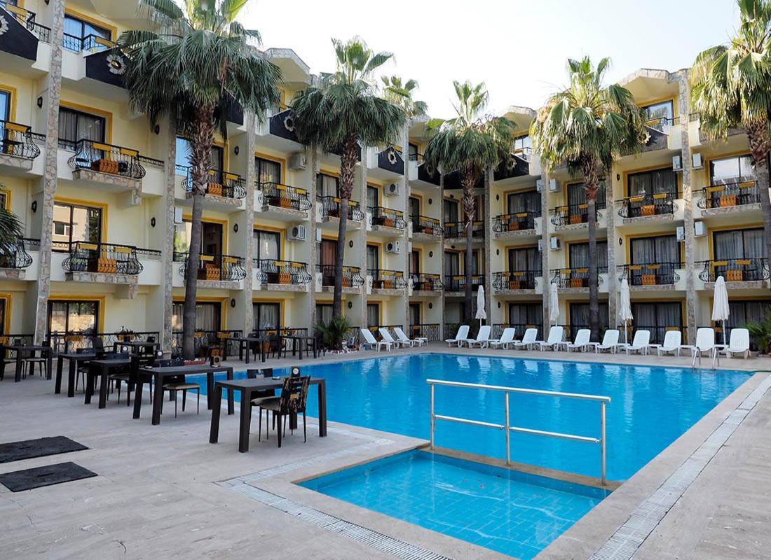 Club Herakles Hotel كمر المظهر الخارجي الصورة