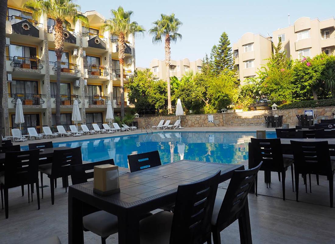 Club Herakles Hotel كمر المظهر الخارجي الصورة
