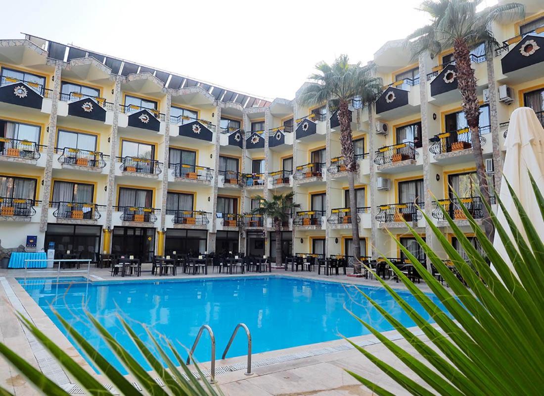 Club Herakles Hotel كمر المظهر الخارجي الصورة