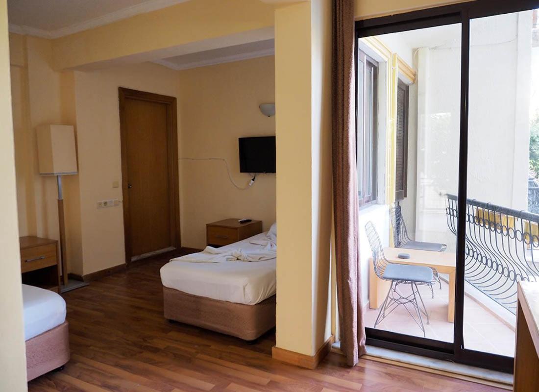 Club Herakles Hotel كمر المظهر الخارجي الصورة