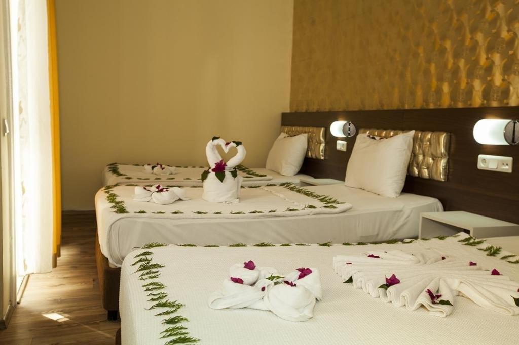 Club Herakles Hotel كمر المظهر الخارجي الصورة